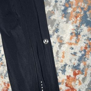 Lululemon black leggings with pockets